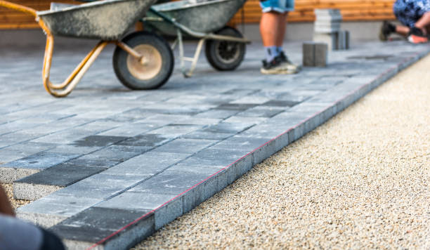 Best Professional Driveway Pavers  in Lawrenceburg, KY