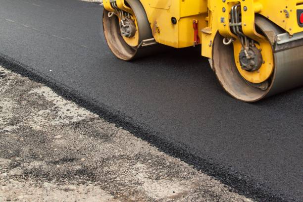 Best Custom Driveway Pavers  in Lawrenceburg, KY